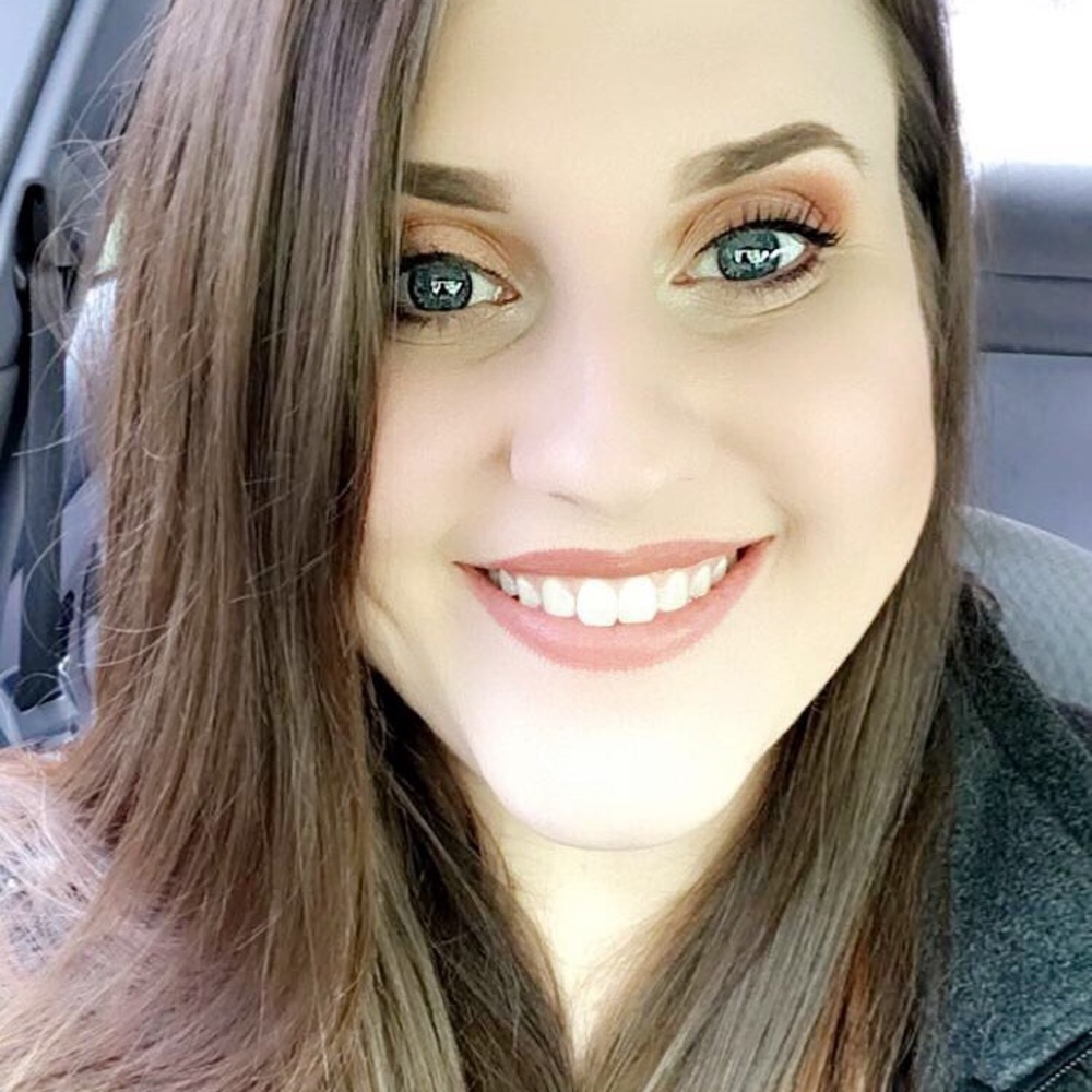 Meet your Posher, Kendra